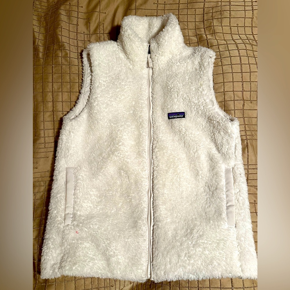 White Fleece Patagonia Vest - Woman’s Small, New w Tag